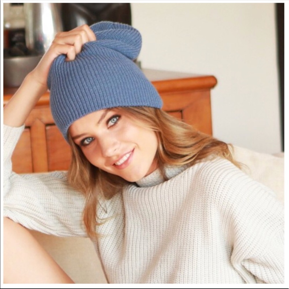 Slouchy knit beanie hat •color blush• - Picture 3 of 3